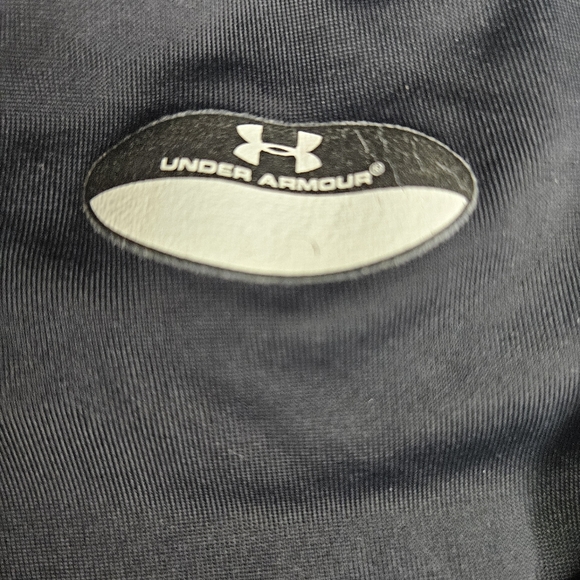 Under Armour Fitted All Season Gear Cropped Leggings Womens Medium Black Nylon - Picture 5 of 10